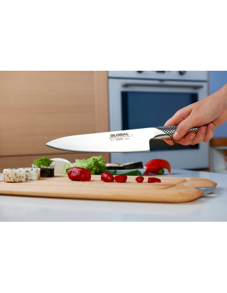 GLOBAL Japoński nóż szefa kuchni 20 cm G-2