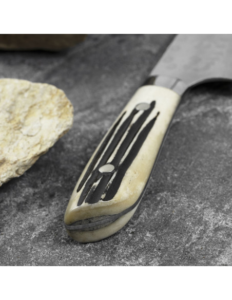 Takeshi Saji SRS-13 Jeleni róg Ręcznie kuty nóż Santoku 18 cm
