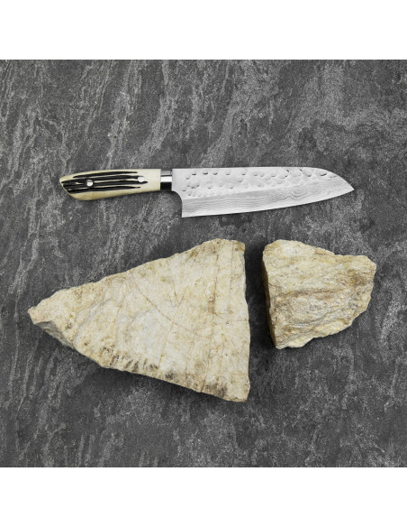 Takeshi Saji SRS-13 Jeleni róg Ręcznie kuty nóż Santoku 18 cm