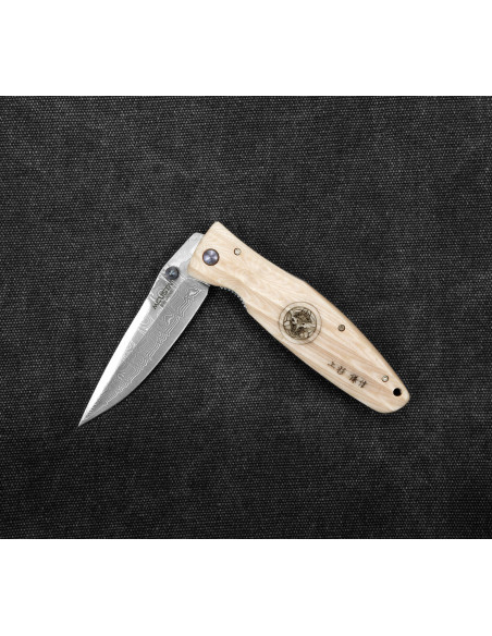 MCUSTA Sengoku White Micarta Damascus 8,6 cm