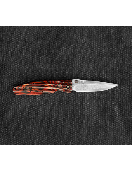 Mcusta Sengoku Red Pakka Damascus VG-10 8,6 cm