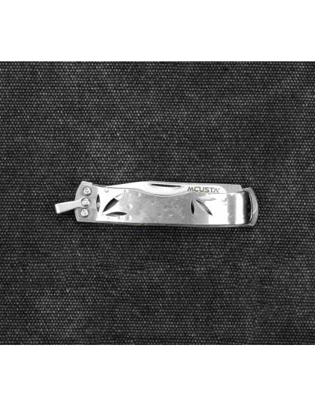 Mcusta Neckknife Bamboo Corian AUS-8A 5,5 cm